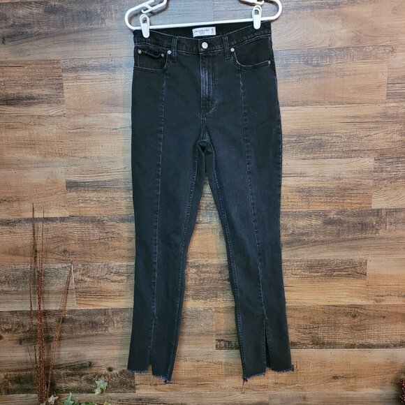 Abercrombie & Fitch Jeans Sz 8 Skinny Hi Rise Raw Hem Slit Ankle Black Stretch - Picture 1 of 9